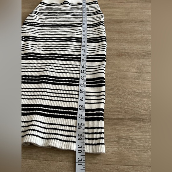 Moth Anthropologie Serilda Knit Ribbed Striped Pencil Skirt SZ S - Picture 4 of 8